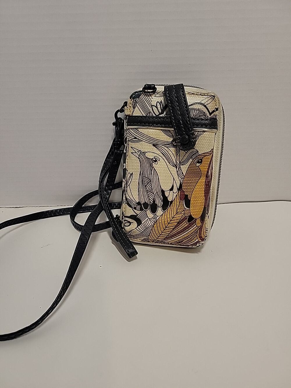 Sakroots Multi Color Tropical Bird Flower Power Clutch Wallet Happy W/Lanyard